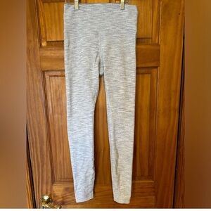 Gray Leggings with Elastic Waistband and Tapered Legs